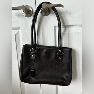 Kate Spade brown faux leather shoulder bag. Gold hardware. Good condition.